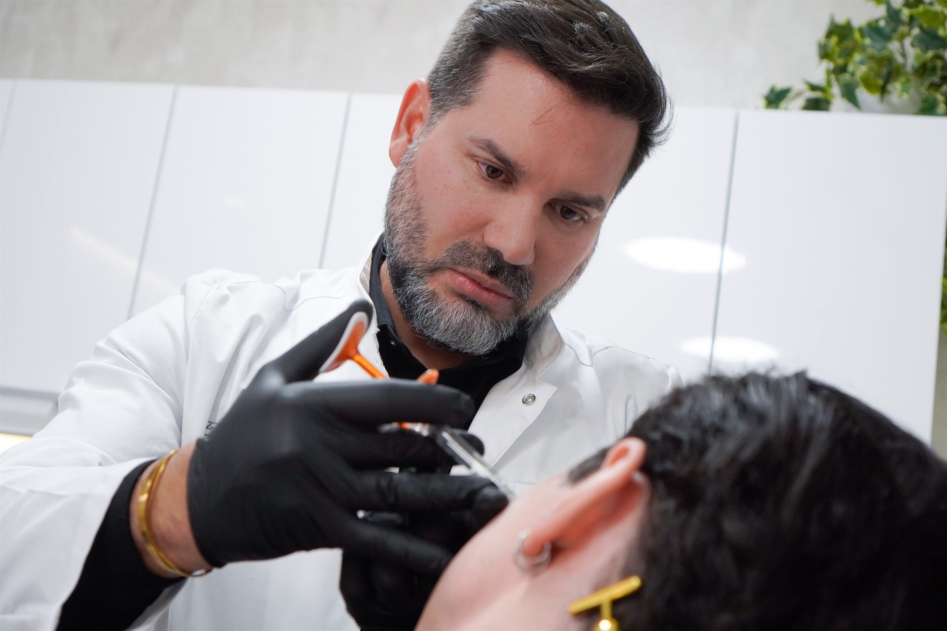 Tratamientos de medicina estética facial y corporal en Estética Bidot, Madrid